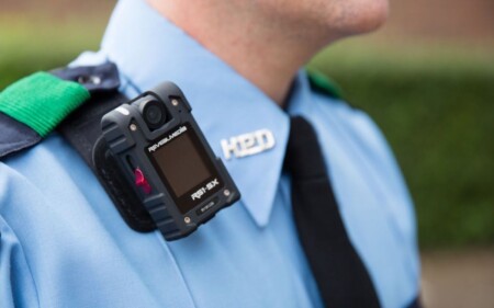 SĂŹ alle body cam sui treni ma con adozione di misure per la riservatezza dei viaggiatori